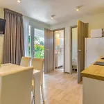 Mobile Premium By Interhome Póla
