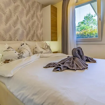 Holiday Home Mobile Home Premium By Interhome Pula