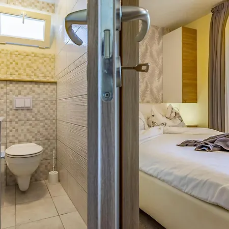 Сasa de vacaciones Holiday Home Mobile Home Premium By Interhome Pula