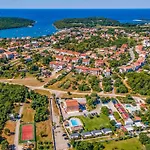Mobile Premium By Interhome Пула