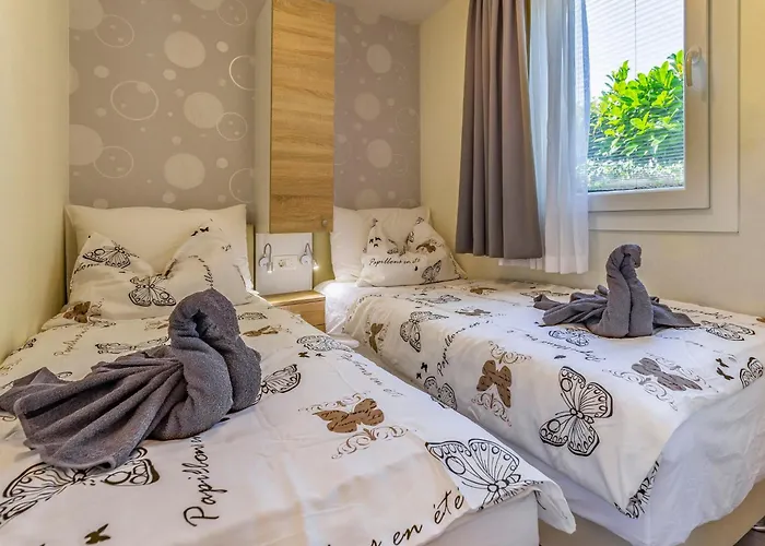 Mobile Premium By Interhome Vikendica Pula